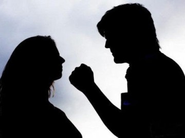 离婚家庭暴力可以申请什么样的赔偿？
